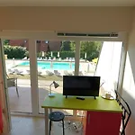 מלון Colors שיופוק