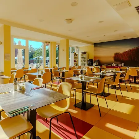 Hotel Colors 3*